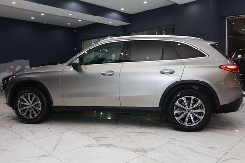 2023 Mercedes-Benz GLC 300 Base