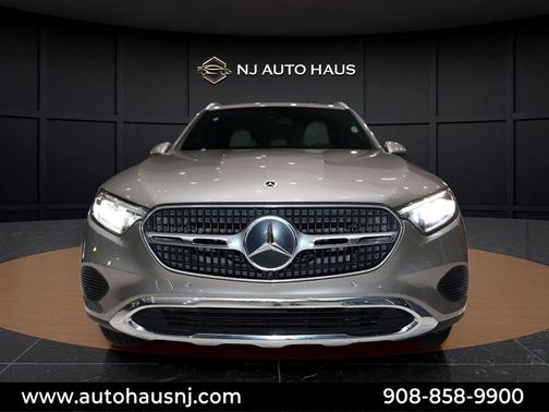 2023 Mercedes-Benz GLC 300 Base