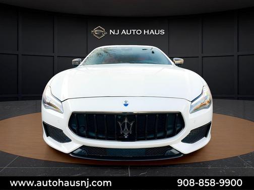 2022 Maserati Quattroporte Modena