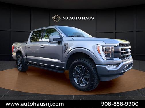 Carbonized Gray Metallic 2023 Ford F-150 Lariat