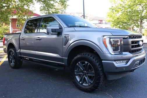 Carbonized Gray Metallic 2023 Ford F-150 Lariat