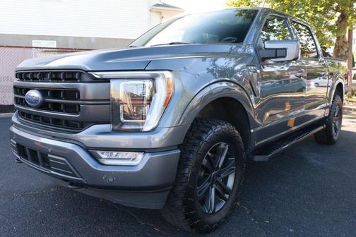 Carbonized Gray Metallic 2023 Ford F-150 Lariat
