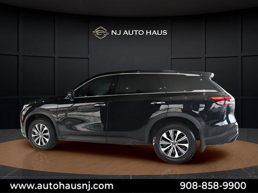 2023 INFINITI QX60 Pure