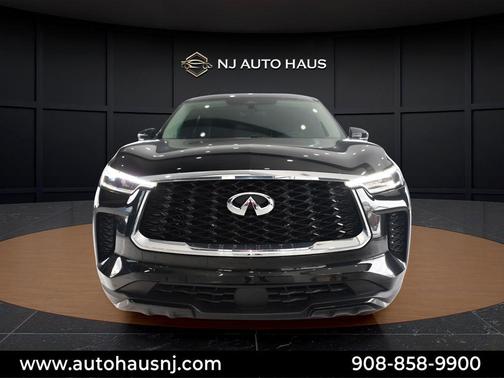 2023 INFINITI QX60 Pure