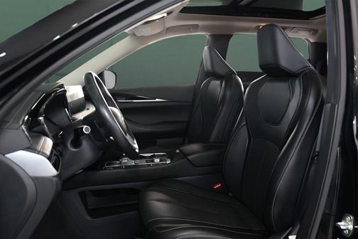 2023 INFINITI QX60 Pure