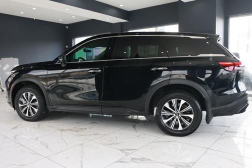 2023 INFINITI QX60 Pure