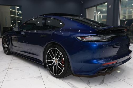 2021 Porsche Panamera GTS