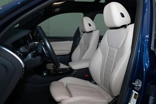 2023 BMW X3 M40i
