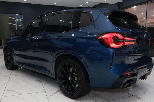 2023 BMW X3 M40i