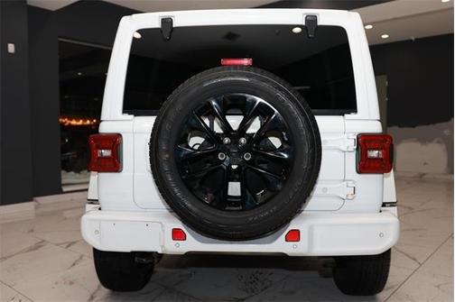 2021 Jeep Wrangler Unlimited Sahara Altitude