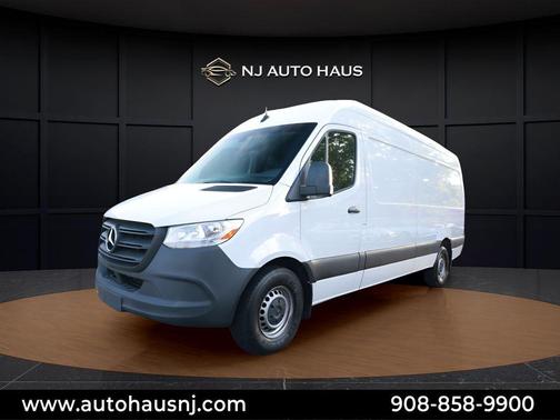 White 2023 Mercedes-Benz Sprinter 2500 170 WB