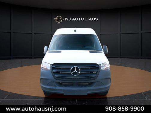 White 2023 Mercedes-Benz Sprinter 2500 170 WB