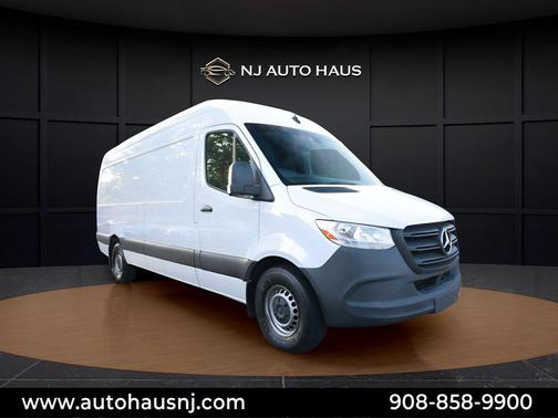 White 2023 Mercedes-Benz Sprinter 2500 170 WB