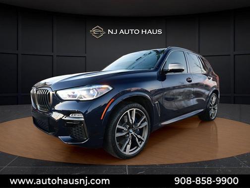 2021 BMW X5 M50i