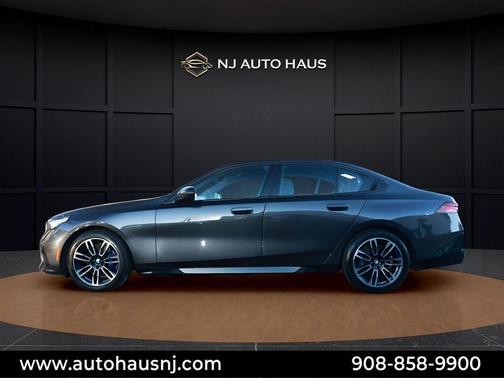 2026 BMW 530 i xDrive