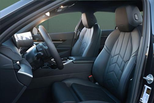 2026 BMW 530 i xDrive