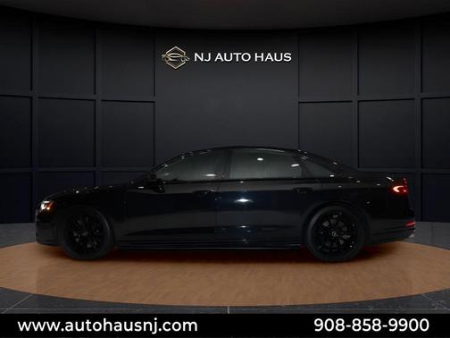 2022 Audi S8 4.0T quattro