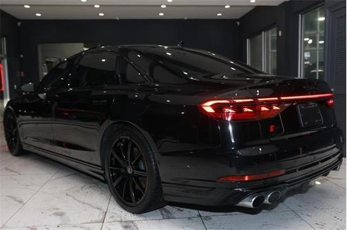 2022 Audi S8 4.0T quattro