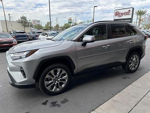 2022 Toyota RAV4 XLE Premium