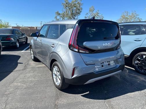 Steel Gray 2025 Kia Soul LX