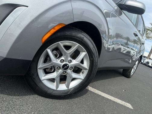Steel Gray 2025 Kia Soul LX