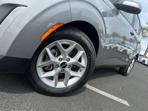 Steel Gray 2025 Kia Soul LX