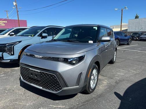 Steel Gray 2025 Kia Soul LX