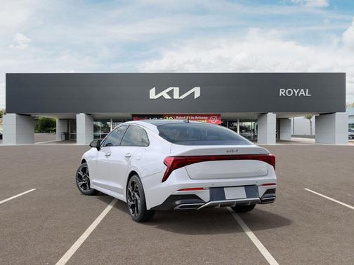 2025 Kia K5 GT-Line