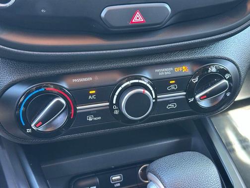 Gray 2025 Kia Soul LX