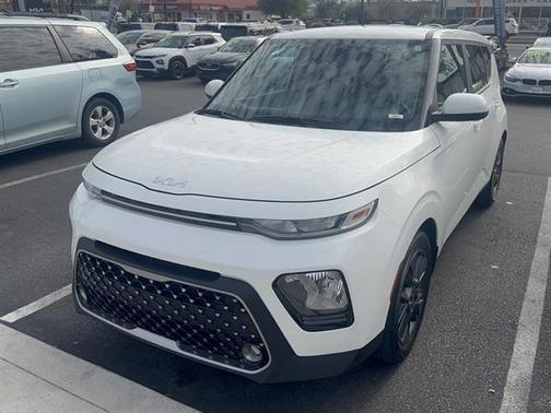 2022 Kia Soul EX