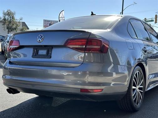 2016 Volkswagen Jetta 1.8T Sport