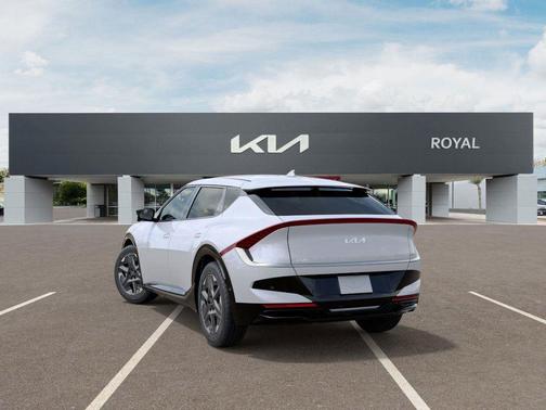 2025 Kia EV6 Light