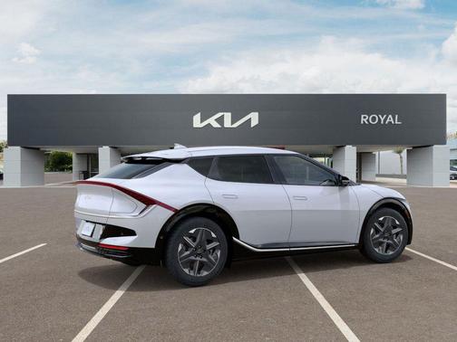 2025 Kia EV6 Light
