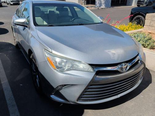 Celestial Silver Metallic 2015 Toyota Camry XLE