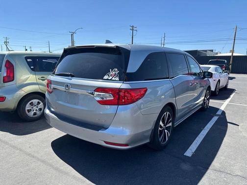 Silver 2019 Honda Odyssey Elite