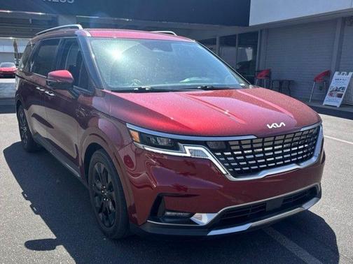 Red 2024 Kia Carnival SX