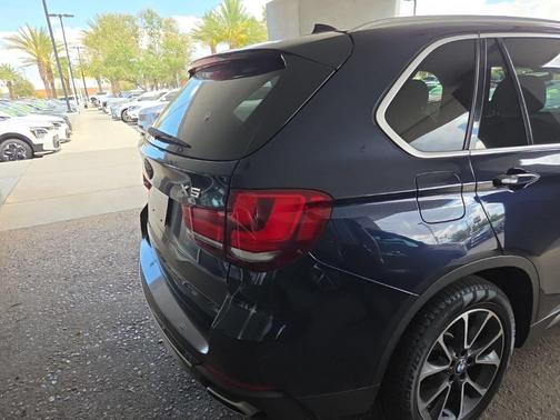 Imperial Blue Metallic 2018 BMW X5 xDrive35i