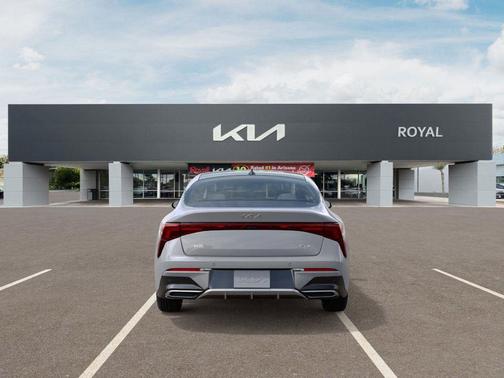 2025 Kia K5 GT-Line