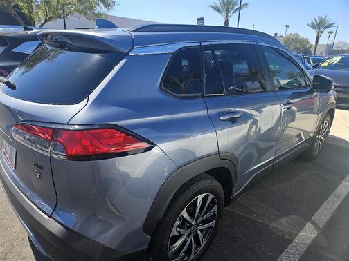 2022 Toyota Corolla Cross XLE
