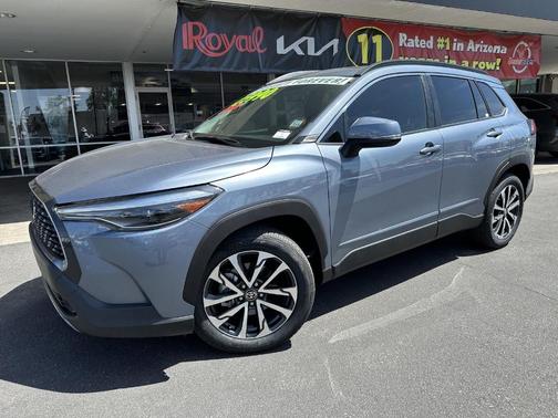 2022 Toyota Corolla Cross XLE