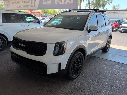 White Pearl 2024 Kia Telluride EX X-Line