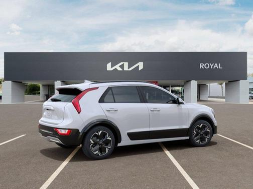 Snow White Pearl 2026 Kia Niro EV Wind