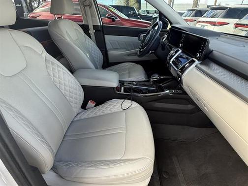 2022 Kia Sorento SX Prestige