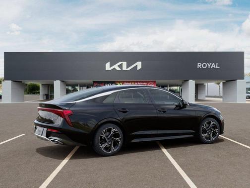 Aurora Black Pearl 2026 Kia K5 GT-Line
