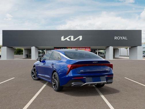 2025 Kia K5 GT-Line