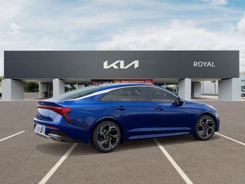 2025 Kia K5 GT-Line