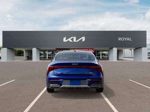 2025 Kia K5 GT-Line