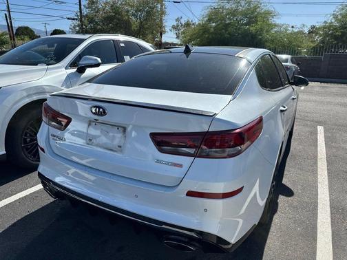 Snow White Pearl 2020 Kia Optima SX Turbo