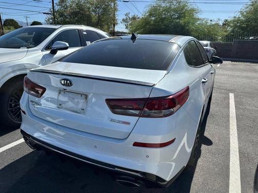 Snow White Pearl 2020 Kia Optima SX Turbo