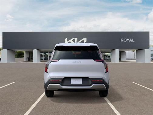 2026 Kia EV9 Light Short Range